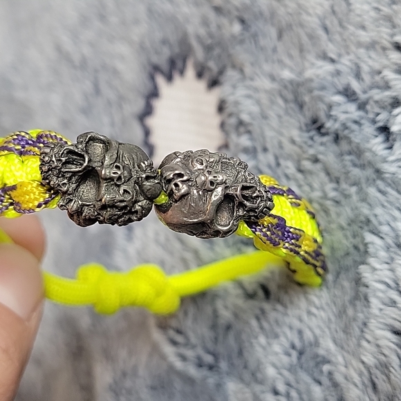 Woman's/child's Paracord Bracelet Lot (Set of 4) - Picture 8 of 12